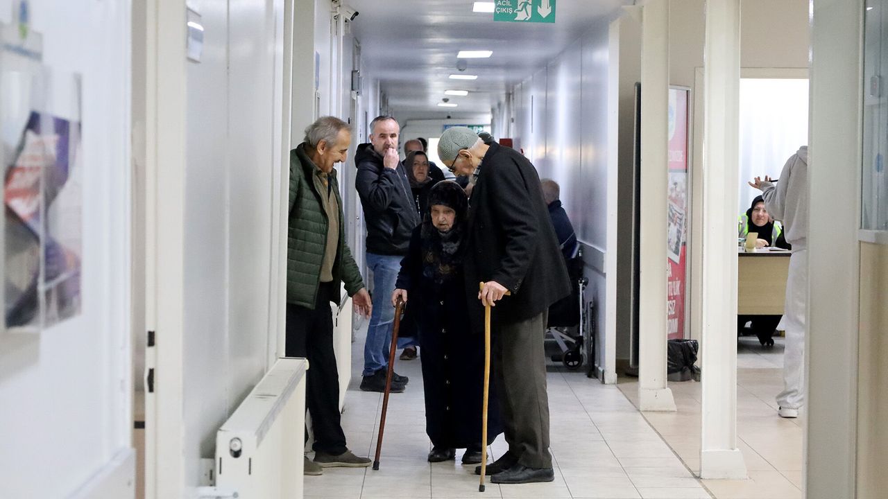 Sakarya’da 435 çifte aile danışmanlığı, 326 çifte ücretsiz check-up hizmeti