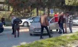 Tek yokuşunda araçlar birbirine girdi