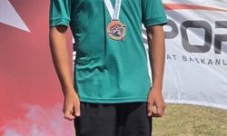 Büyükşehir sporcularından çifte başarı