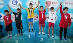 Serdivanlı sporculardan madalya yağmuru