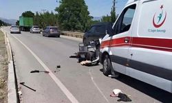 Otomobilin çarptığı elektrikli bisiklet sürücüsü hayatını kaybetti