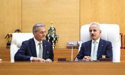 Bakan Uraloğlu Büyükşehir’e müjdeyle geldi: “Doğu Çevre Yolu bu yıl başlıyor”