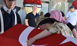 Kansere yenik düşen Uzman Çavuş, askeri törenle son yolculuğuna uğurlandı