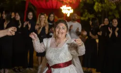 Zihinsel ve bedensel engelli Merve'nin gelinlik giyme hayali gerçek oldu