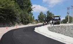 Büyükşehir, Sapanca’da heyelan riskine karşı yolu güçlendirdi, ulaşımı yeniledi