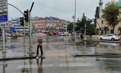 Sakarya’ya iki gün üst üste sağanak geliyor! Sıcaklık 4 derece düşecek