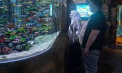 Büyükşehir’den özel gereksinimli bireylere renkli akvaryum gezisi