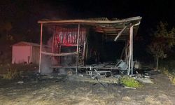 Prefabrik ev yangında kullanılamaz hale geldi