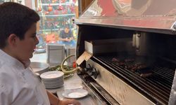 14 yaşında şef oldu hayali elektrikli bisiklet almak ve Türkiye'nin en iyi şefi olmak