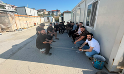 Emniyet şantiyesindeki eylem ikinci gününde... Yüklenici firma Ilgazlar İnşaat'a konkordato mühleti verilmişti