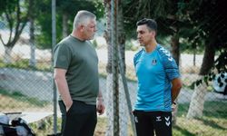 Ümit Bozkurt kararını verdi! Sakaryaspor'un hazırlık maçında o oyunculara şans verecek