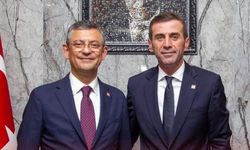 Yeni Parti'de beklenen oldu... Oğuz Can Curoğlu kurucu il başkanı oldu