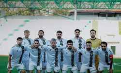 Sakaryaspor ilk hazırlık maçında son dakikada yıkıldı!