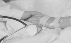 11 yaşındaki Tuana lösemiye yenildi