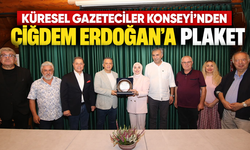 Küresel Gazeteciler Konseyi’nden Çiğdem Erdoğan’a plaket