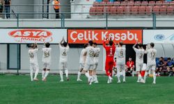 Sakaryaspor’dan Trabzon’da müthiş başlangıç: 5 gollü maçta 3 puan!