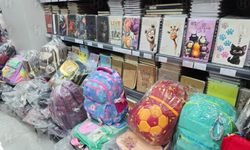 Anaokulu kırtasiye ihtiyacı el yakıyor...12 bin lirayı bulan listeler var