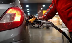 Akaryakıtta tabela değişiyor... Benzin ve motorine zam!
