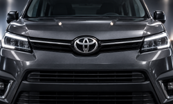 Toyota fiyatı 1.680.000 TL’ye düşürdü: Sıfır faiz fırsatı ve 521 bin TL indirim