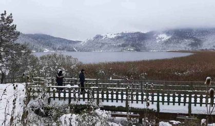 Doğa harikası Abant’ta kış güzelliği