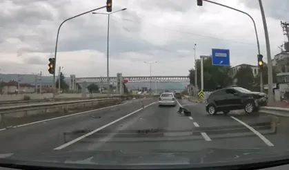 D-650’de yürekleri ağza getiren kaza kamerada