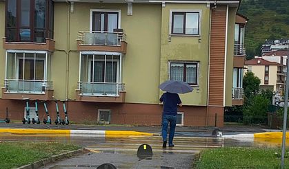 Yağmur kısa süre etkili oldu