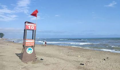 Karasu'da denize girişler bir günlüğüne yasaklandı