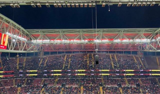 Galatasaray taraftarından "yönetim istifa" tepkisi