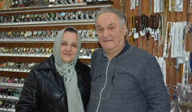 Yarım asırlık saat ustası, mesleğini eşiyle birlikte yaşatıyor
