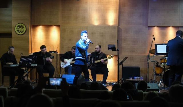 “Yaza Merhaba Gençlik Konseri” kulakların pasını sildi