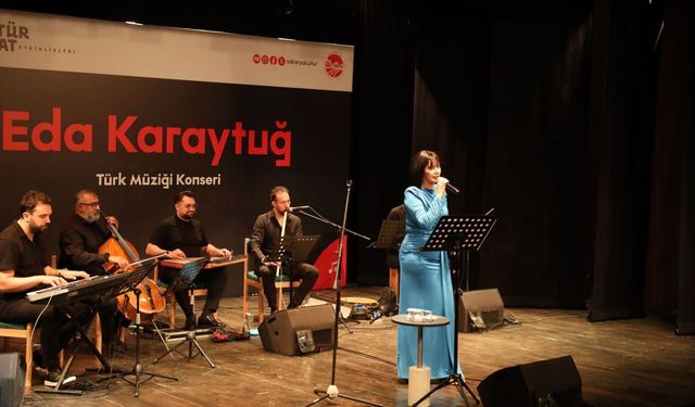 Eda Karaytuğ, AKM’de Türk Müziği’nin seçkin eserlerini seslendirdi