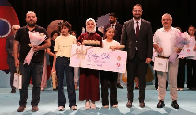 Bilim çocukları ödüllerine kavuştu