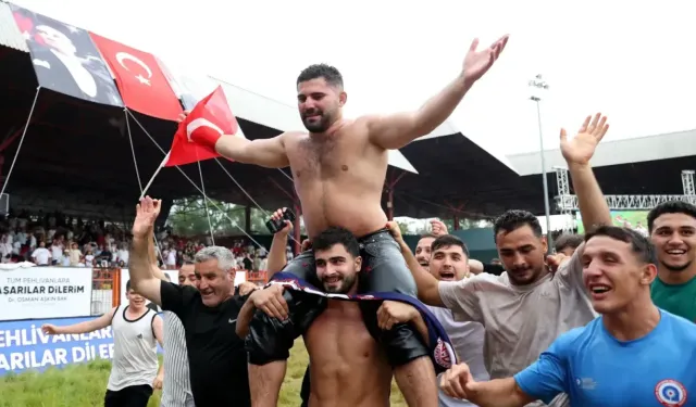 Kırkpınar'ın yeni başpehlivanı Erkan Taş oldu 
