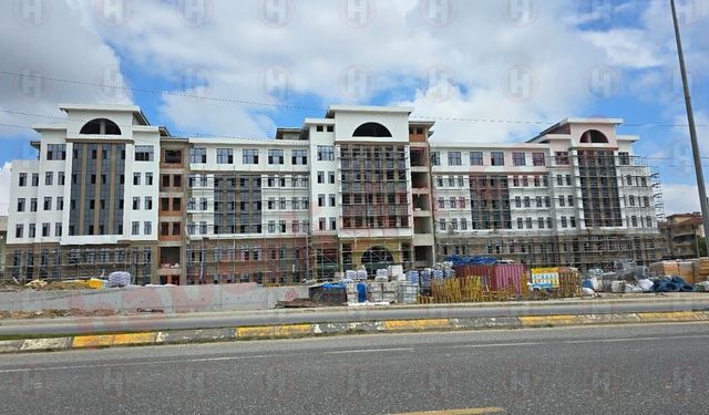 Yeni adliye binasında yıl sonu hedefi için çalışılıyor