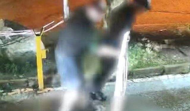 Motosikletiler bariyerleri kırıp geçti… Görüntüleri Sapanca Belediyesi paylaştı