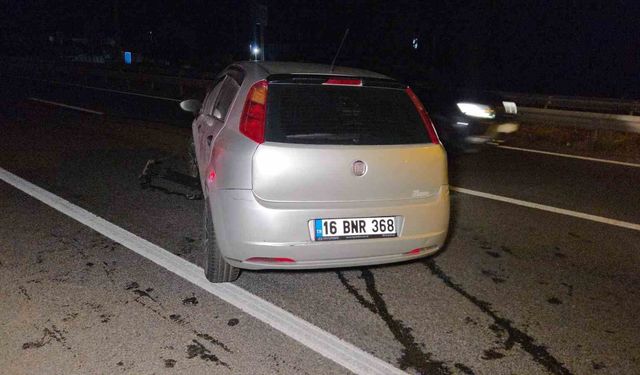 Bariyere çarpan otomobilin sürücüsü yaralandı