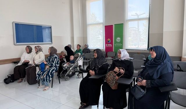 Akyazı SGM’de sağlıklı yaşam ve beslenme eğitim serisi tamamlandı