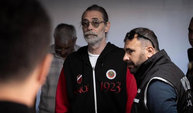 Etimesgut Belediye Başkanı Erdal Beşikçioğlu dahil 40 şüpheli tutuklandı