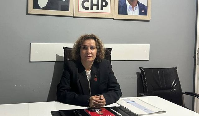 Yeni Parti Serdivan İlçe Başkanı Nalan Yedekçi Turhan oldu