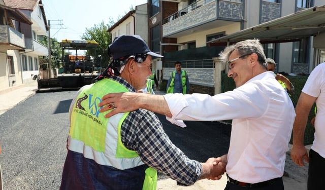 Dinç, asfalt ve altyapı çalışmalarını yerinde inceledi