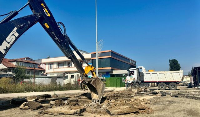 Köprübaşı Mahallesi 18. Cadde yenileniyor