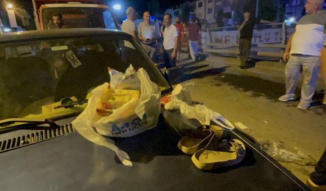 Artistlik denemesi kaza getirdi...Motosiklet önce araca sonra yayaya çarptı