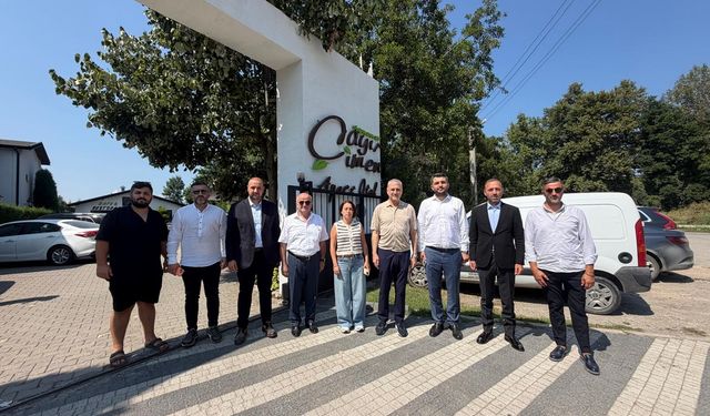 Akgün Altuğ “kendi komitem” dedi, Sapanca’da sahaya indi