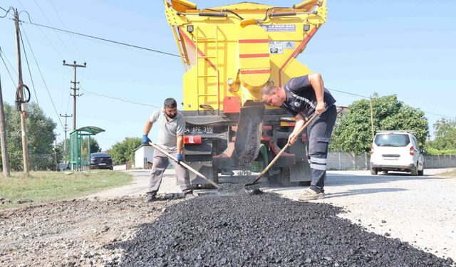 Adapazarı’nda yollar yenileniyor