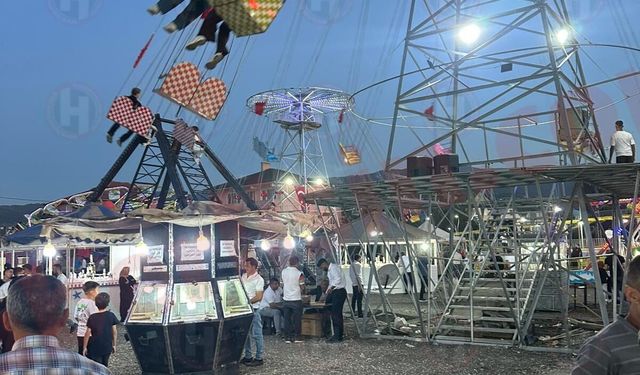 Geyve’de kumar makineli panayır...Küçücük çocuklar 5 lira atıp kumar oynadı