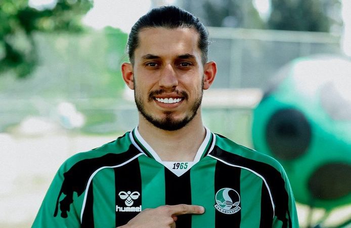 Serkan Odabaşoğlu, Sakaryaspor'a imzayı attı