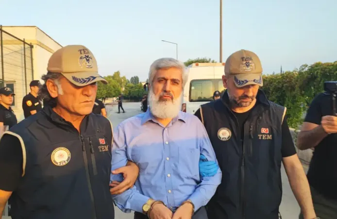 Alparslan Kuytul ve eşi gözaltına alındı