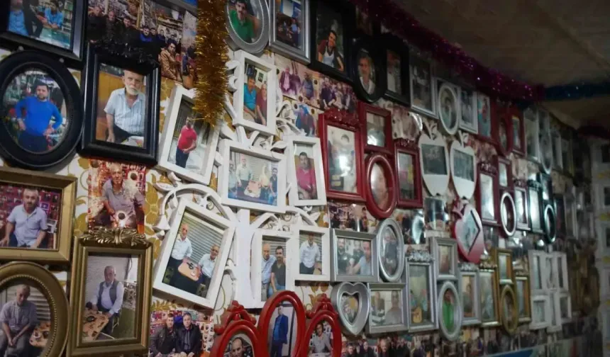 3 bin esnafın fotoğrafını sergiliyor