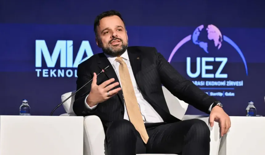 Turkcell Genel Müdürü Koç, Sapanca'daki zirvede 5G teknolojisini anlattı
