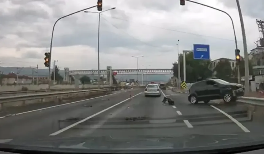 D-650’de yürekleri ağza getiren kaza kamerada